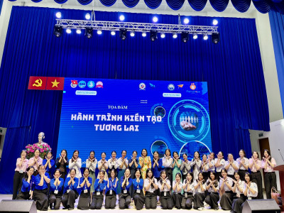 TRUNG TÂM PLANA THAM GIA TỌA ĐÀM CHUYÊN MÔN